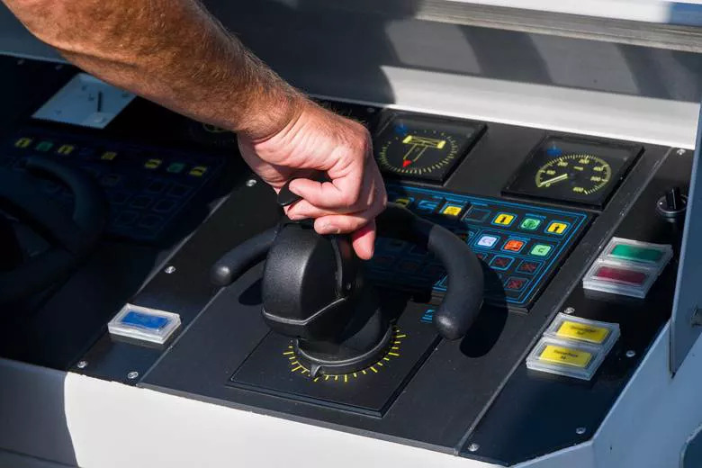 full mission bridge simulator